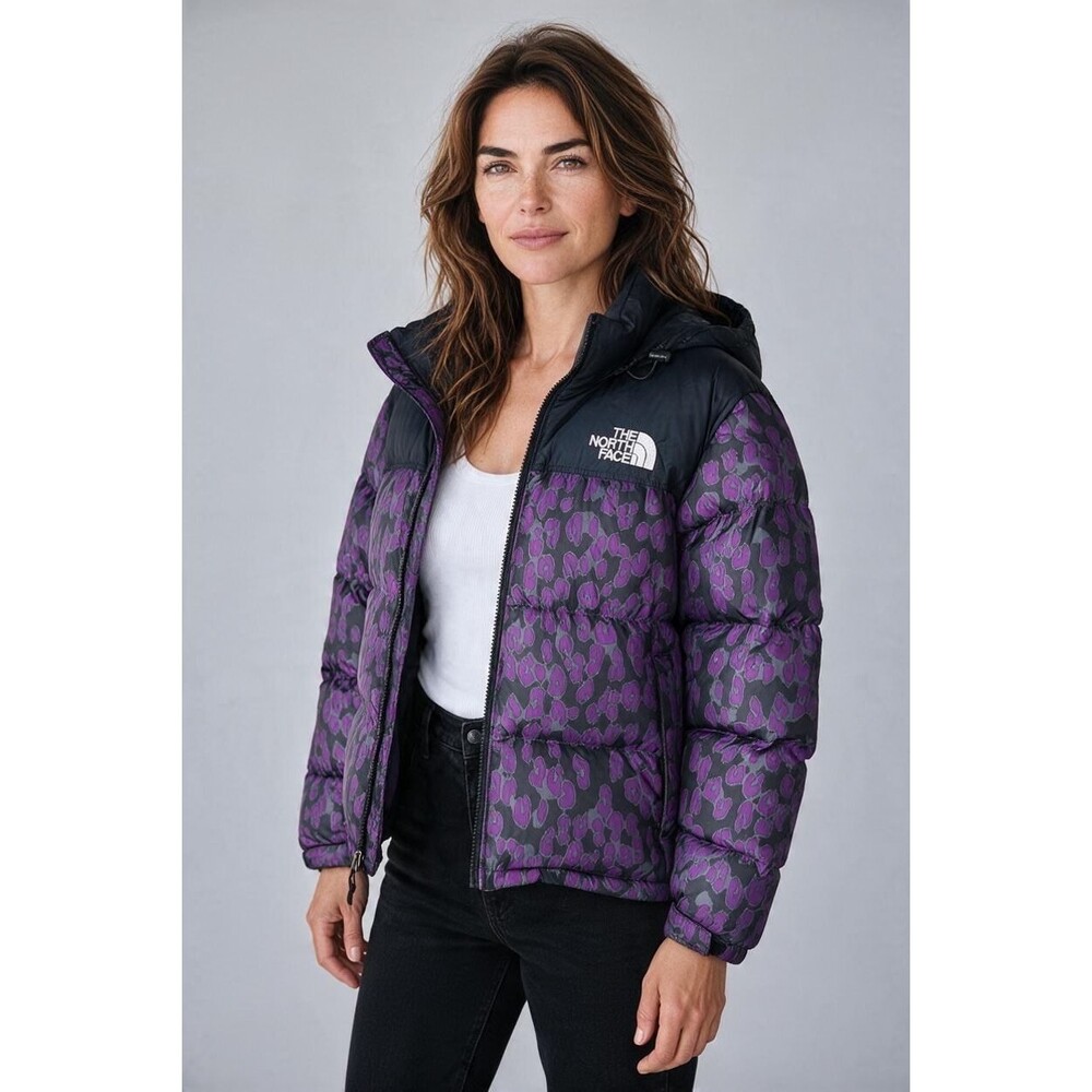 The North Face 1996 Retro Nuptse Jacket Womens XL Purple Leopard Print Puffer